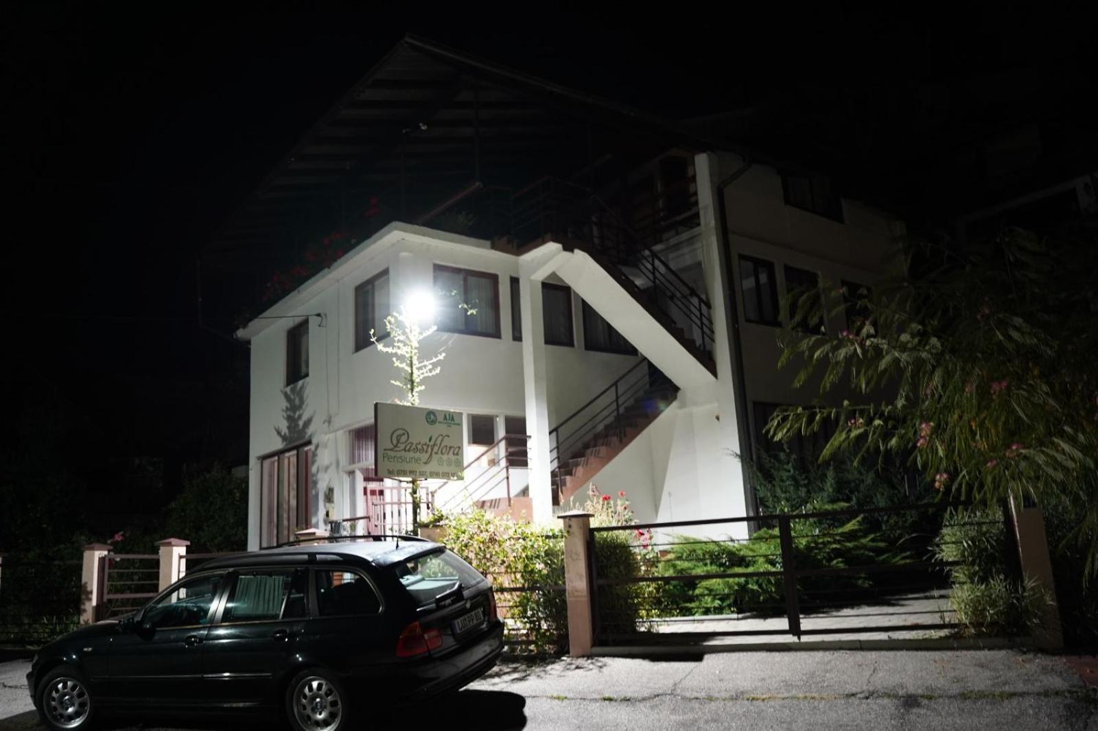 Passiflora Hotel Voineasa Kültér fotó